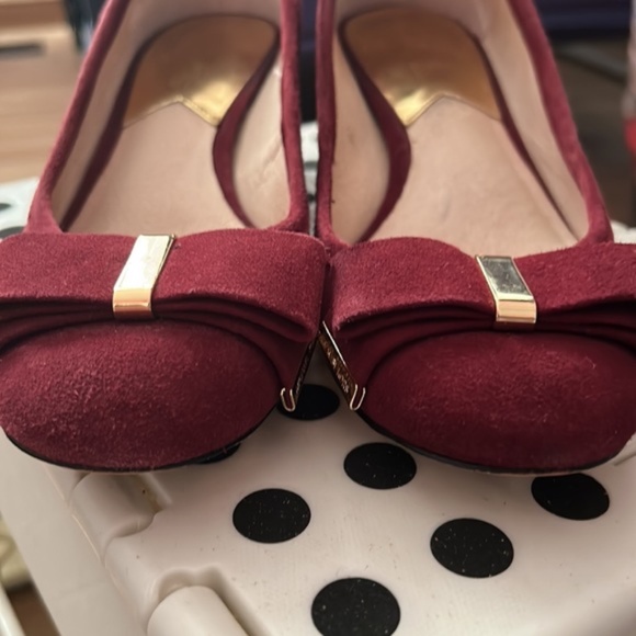 Michael Kors Kiera Mid Pump burgundy suede - Size 9 - Picture 2 of 5